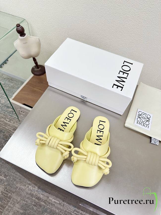LOEWE | Flamenco Knot Mules Pastel Yellow Leather - 1