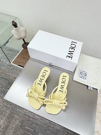 LOEWE | Flamenco Knot sandal in lambskin 5.5cm Pastel Yellow