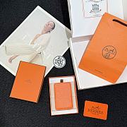 Hermès Horse MagSafe Magnetic Card Holder 08 - 2