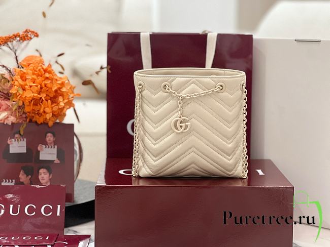 GUCCI | Marmont Nano Bucket bag in Light Beige leather  - 1