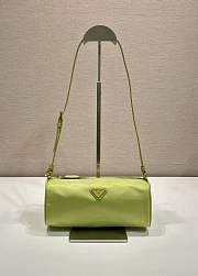PRADA | Re-Nylon pouch Lawn Green - 1