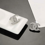 Chanel Classic CC Pearl Stud Earrings - 4