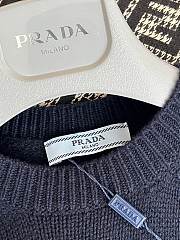 Prada logo-intarsia cropped wool sweater black - 2