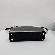 Jacquemus Valérie Small folded bag 01 - 3