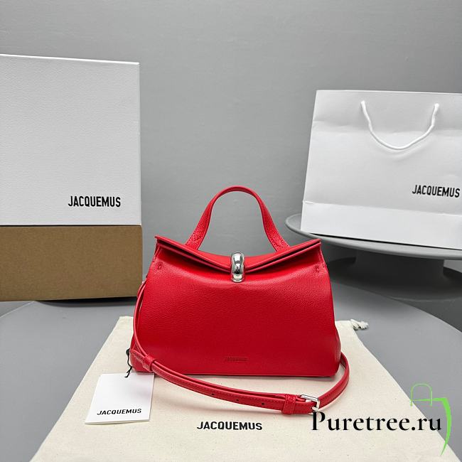 Jacquemus Valérie Small folded bag 03 - 1