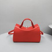 Jacquemus Valérie Small folded bag 03 - 5