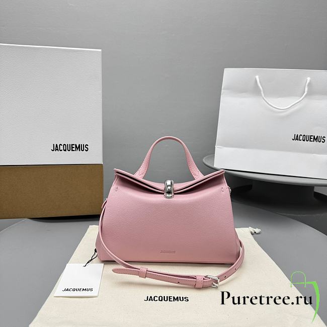 Jacquemus Valérie Small folded bag 05 - 1