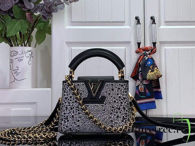 LOUIS VUITTON | Nano Capucines East-West Black crystal - 1