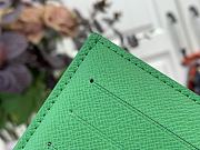 LOUIS VUITTON | Card Holder In Green  - 3