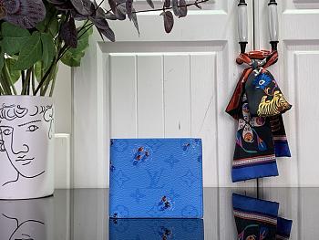 LOUIS VUITTON | Pocket agenda cover in blue