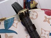 LOUIS VUITTON | Squire East West Monogram Dune - 6