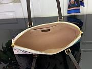 LOUIS VUITTON | Squire East West Monogram Dune - 3
