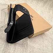 Coach Medium Corner Zip Wallet 03 - 4