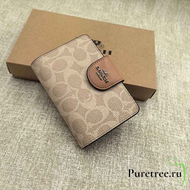 Coach Medium Corner Zip Wallet 04 - 1