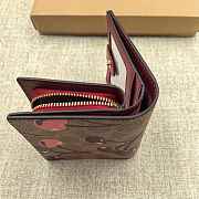 Coach Snap Wallet In Signature Canvas With Cherry 01 - 4