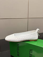 BOTTEGA VENETA | White Intrecciato Woven Nappa Leather Bow Ballet Flats - 3