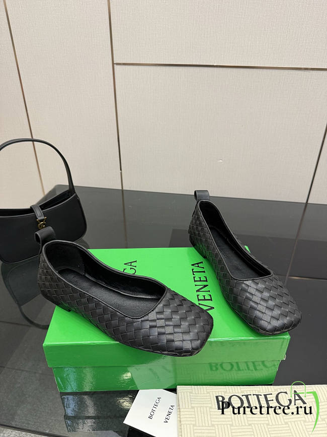 BOTTEGA VENETA | Black Intrecciato Woven Nappa Leather Bow Ballet Flats - 1