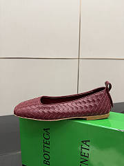 BOTTEGA VENETA | Burgundy Intrecciato Woven Nappa Leather Bow Ballet Flats - 3