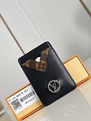 LOUIS VUITTON | Magnetic Card Holder Black - 1