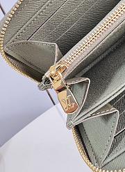 LOUIS VUITTON | Zippy Wallet Khaki Denim - 3