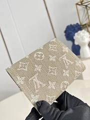 LOUIS VUITTON | Victorine wallet Khaki Denim - 4