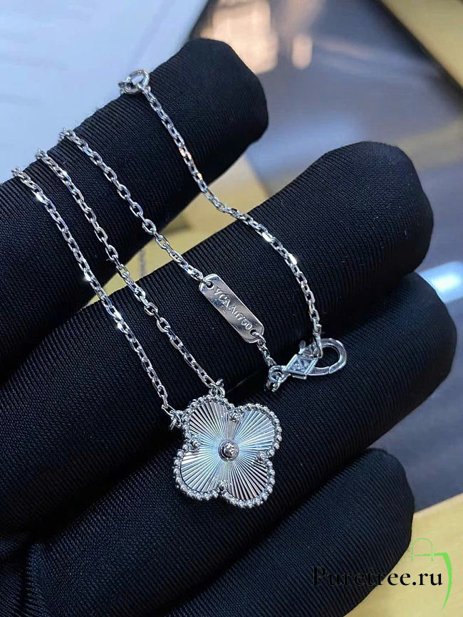Van Cleef & Arpels | Vintage Alhambra Necklace - 1