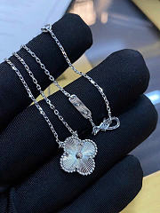 Van Cleef & Arpels | Vintage Alhambra Necklace - 1