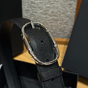 CHANEL | Double-sided caviar skin belt Silver/Black - 5