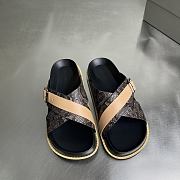 Balenciaga snakeskin cross-strap platform sandals 01 - 3
