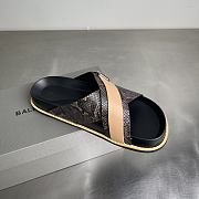 Balenciaga snakeskin cross-strap platform sandals 01 - 2