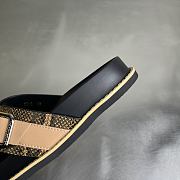 Balenciaga snakeskin cross-strap platform sandals 02 - 6