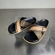 Balenciaga snakeskin cross-strap platform sandals 02 - 3