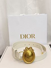 DIOR | Médaillon Belt 25mm Gold Buckle White Smooth Calfskin - 1