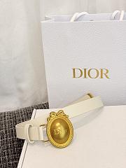 DIOR | Médaillon Belt 25mm Gold Buckle White Smooth Calfskin - 4
