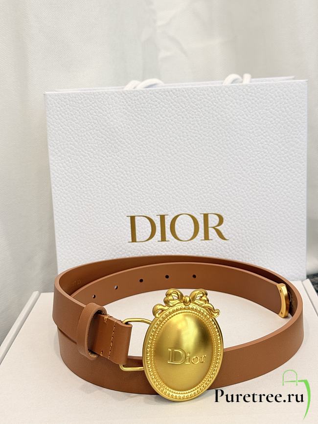DIOR | Médaillon Belt 25mm Brown Buckle White Smooth Calfskin - 1