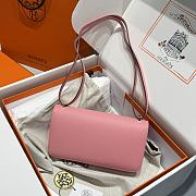 Hermès Constance Gold hardware Shoulder Bag Pastel pink - 4
