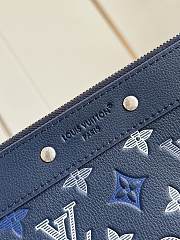 LOUIS VUITTON | Pochette To-Go Navy Blue M28913 - 4