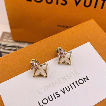 LOUIS VUITTON | Flowergram Strass earrings in gold-toned metal with pink rhinestones