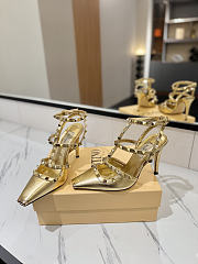 Valentino Rivet Sandals high Heels In Gold - 6