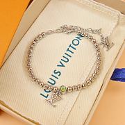 LOUIS VUITTON | Silver small bead letter pendant bracelet - 2