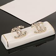 Chanel new star-themed earrings - 2