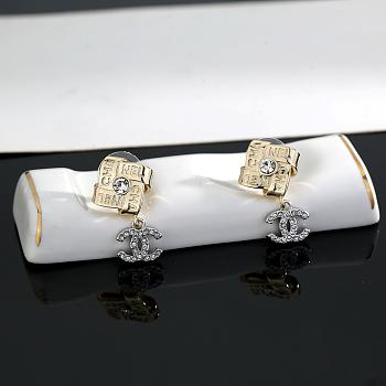 Chanel stud earrings flatter the face shape