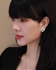 Louis Vuitton Sunflower Earrings - 6