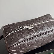 BOTTEGA VENETA | Intrecciato Travel Pouch Fondant - 2