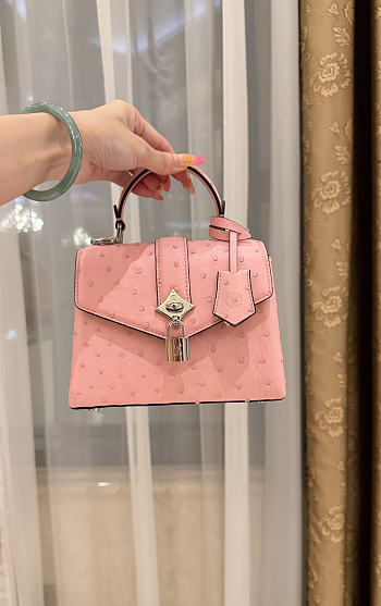 LOUIS VUITTON | Ostrich Rose Des Vents Mini Pink 