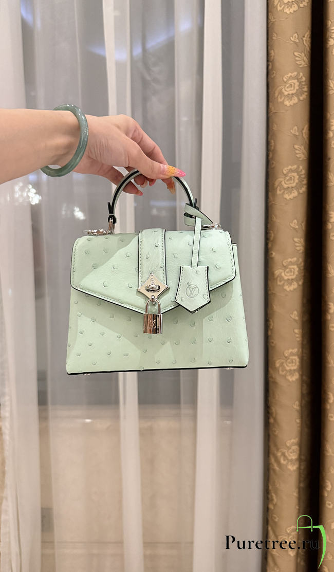 LOUIS VUITTON | Ostrich Rose Des Vents Mini Mint - 1