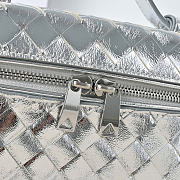BOTTEGA VENETA | Bang Bang Metallic Leather Vanity bag silver - 3