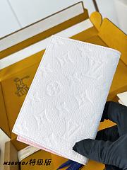 LOUIS VUITTON | Passport Cover Monogram Empreinte Leather White - 4