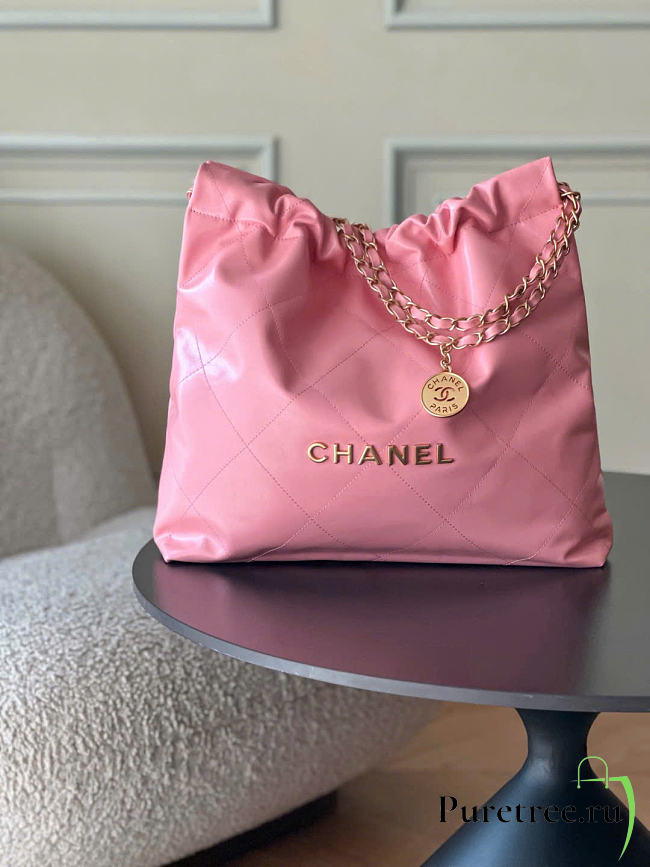 CHANEL | 22 Medium Handbag Pink Calfskin & Gold Metal  - 1