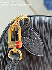 LOUIS VUITTON | Speedy Soft 30 Cowhide leather in black - 4